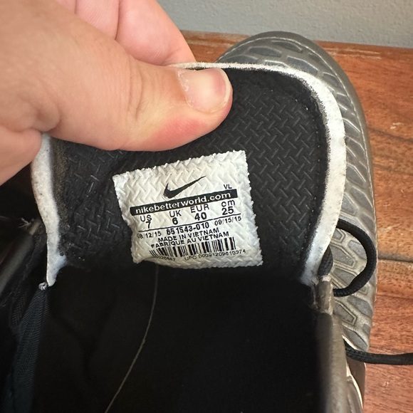 Nike Youth Magista Soccer Cleat Size 7 - Picture 7 of 7